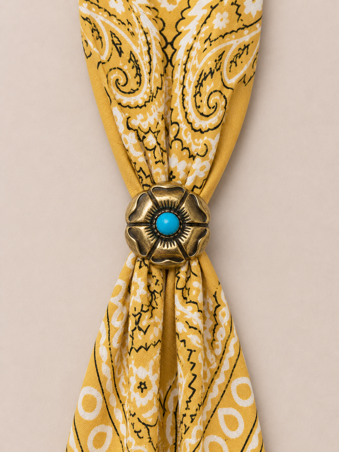 Foulard Bandana Paisley Ocra con Anello Turchese