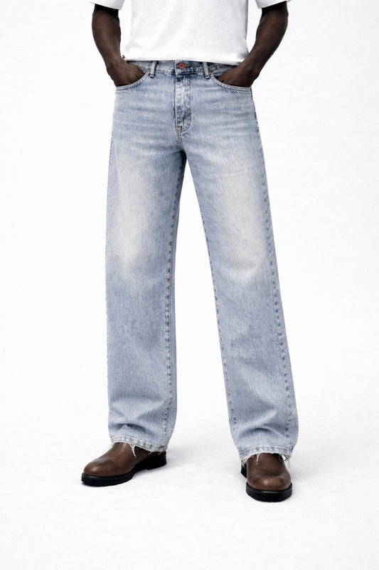 Jeans Denim Chiaro Wide Leg Sfilacciato