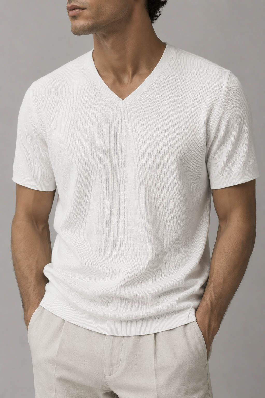 T-Shirt in Maglia a Costine Scollo V