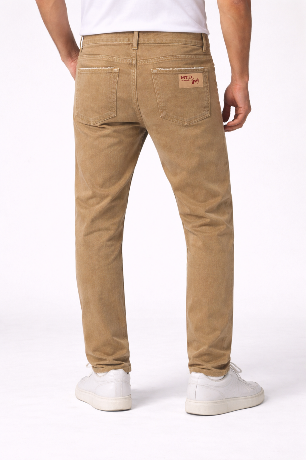 Jeans Slim Fit Fondo Sfilacciato
